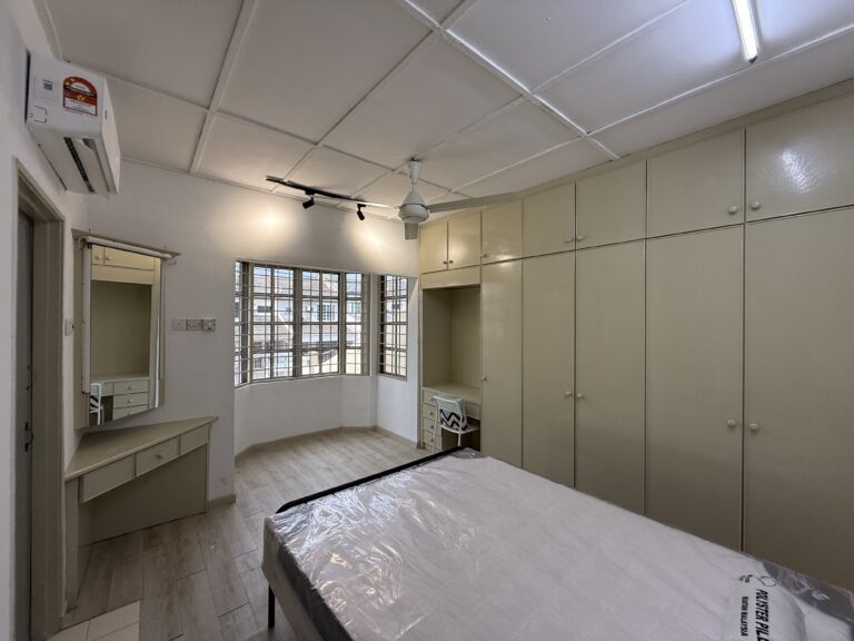 49jw06 room - RoomGrabs