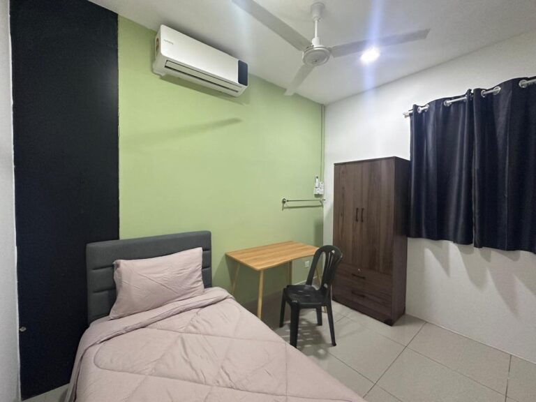 Newly Refurbished SINGLE room (S1)|OUG Parklane 3 06c896c4 410e 4625 b115 e3af54a4f7a0 - RoomGrabs