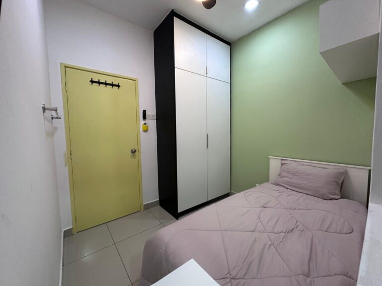 Modern & Newly Renovated SINGLE room (S2)|OUG Parklane 3 59f2a1fa 0e0f 4c63 9fe1 95ecb75c8484 - RoomGrabs
