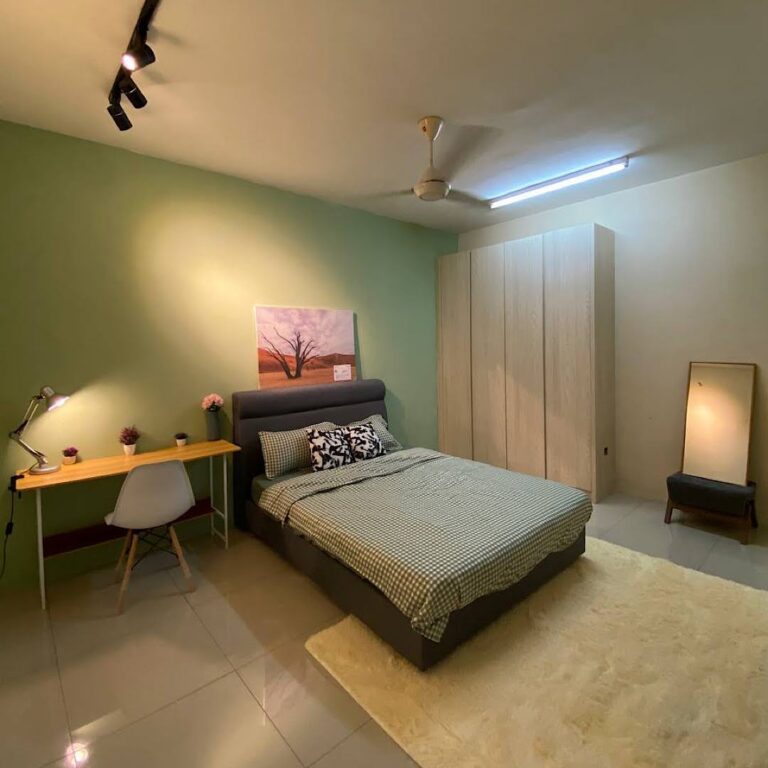 Middle Room for Rent @ PV16 3 Middle Room 1 2 - RoomGrabs