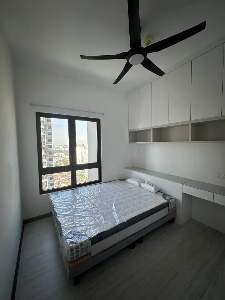 80f92cf0 46f1 4f73 a133 e365926b4f8c - RoomGrabs