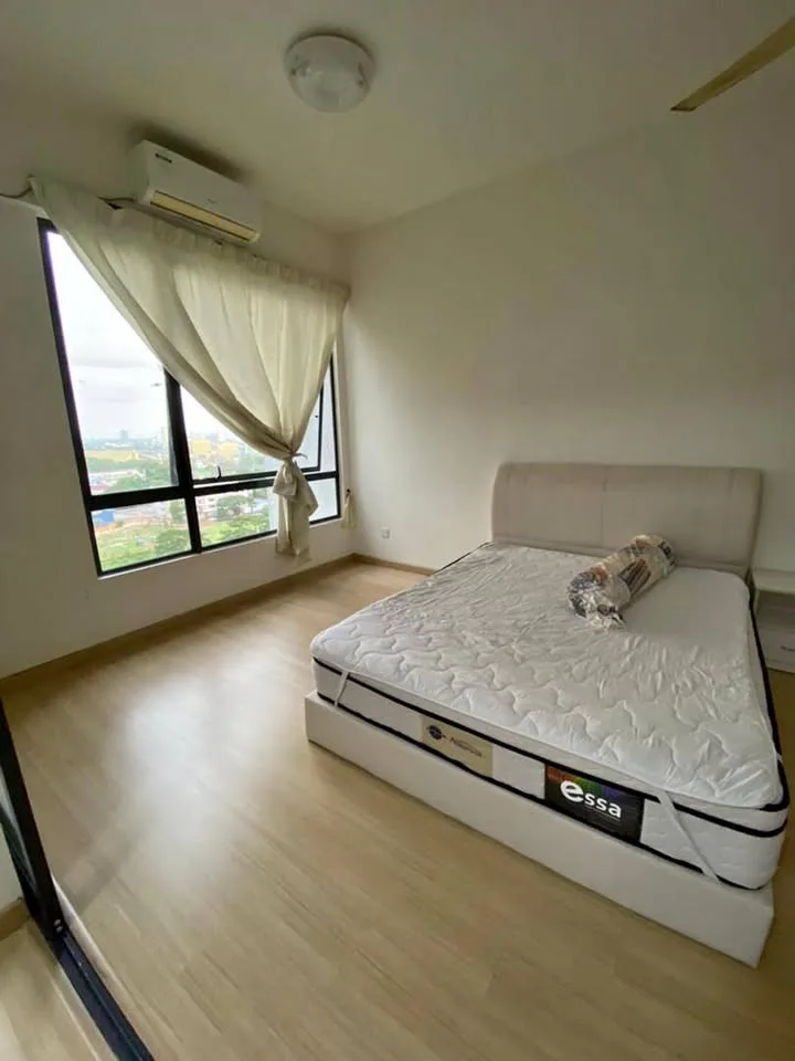 Wellesy bedroom - RoomGrabs