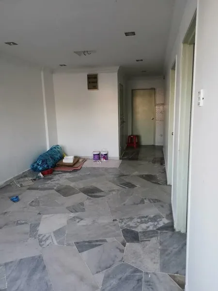 view 84da3296 fe83 4e59 882f f66975a0b183 - RoomGrabs
