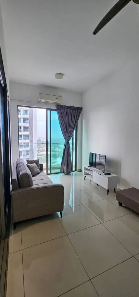 (Cyberjaya)- Whole unit for rent at Cybersquare 3 u4371 living room - RoomGrabs
