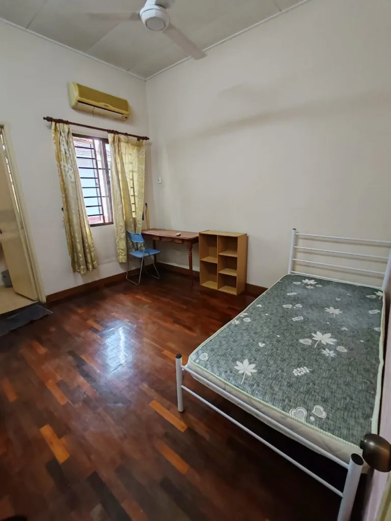 u5055 0f3b8381 bcd6 4df6 9f39 6ae8609279fd - RoomGrabs