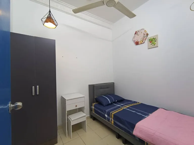 All types of rooms AVAILABLE at Mentari Court Apartment 3 u6837 Single Room - RoomGrabs