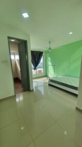 Master bedroom @ Suasana Lumayan Cond, Bandar Sri Permaisuri
