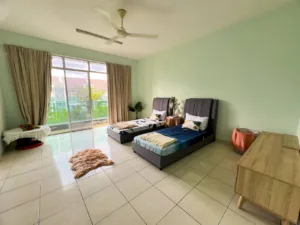 PROMOSI! Bilik Sewa Master Room SHARING di Bangi Avenue