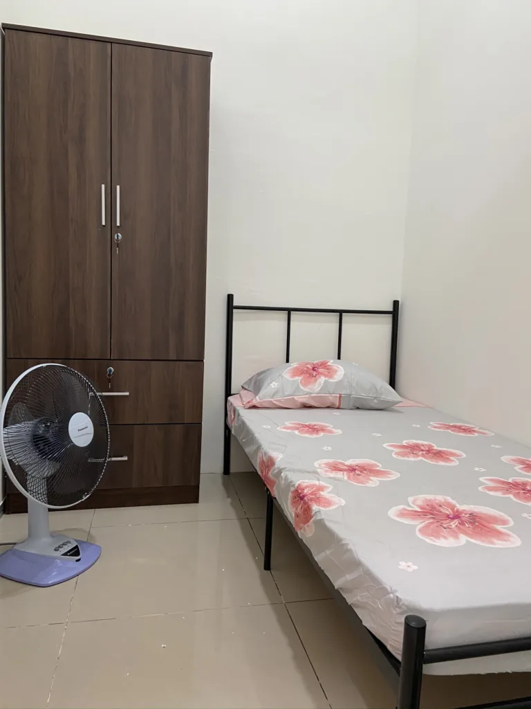 u6625 1 2 | RoomGrabs