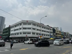 Maluri, Cheras, Velocity, Aeon Maluri 10 min to LRT Station 3 Maluri, Cheras, Velocity, Aeon Maluri 10 min to LRT Station