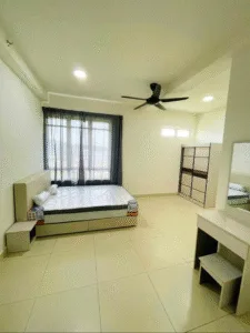 1Bedroom,1Bathroom available @ Taman Universiti