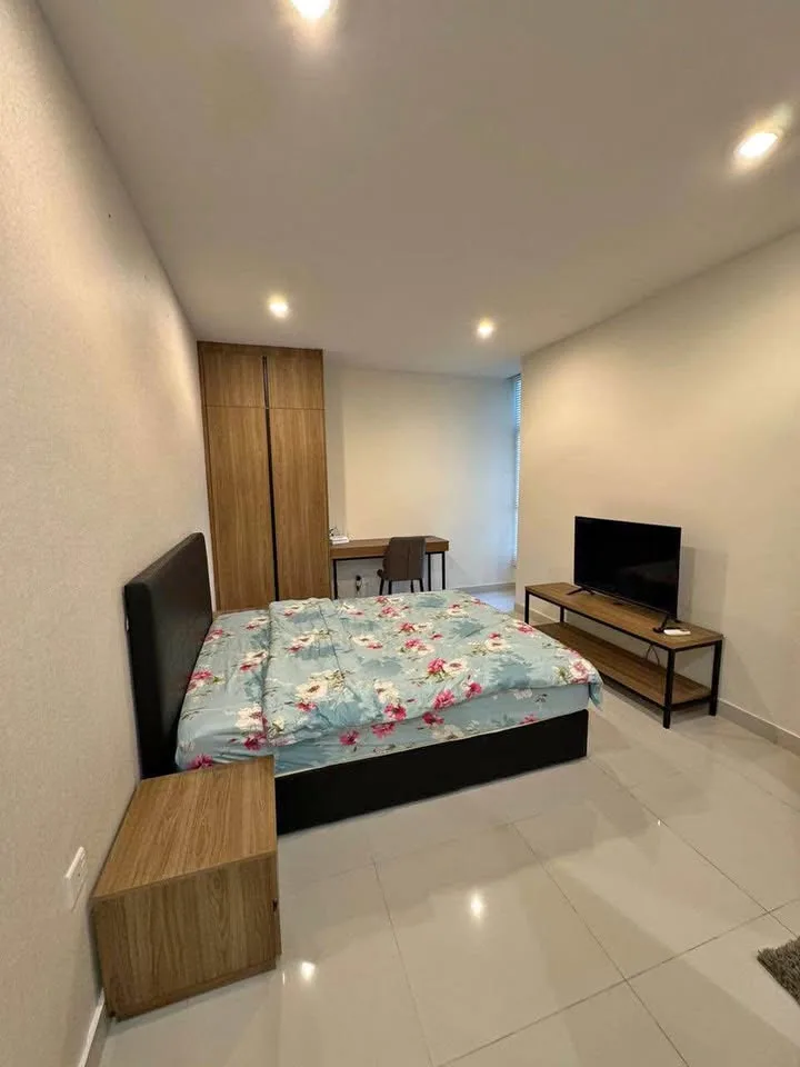 u7374 520162123 1576012493777949 3705671951606561123 n | RoomGrabs