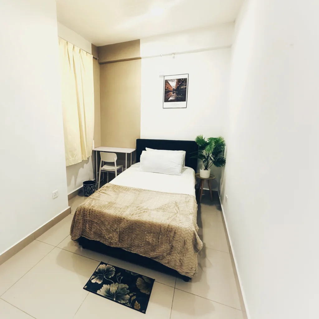 Newly fully furnished room in Cheras (FEMALE ONLY) 7 u7400 Snapseed | RoomGrabs