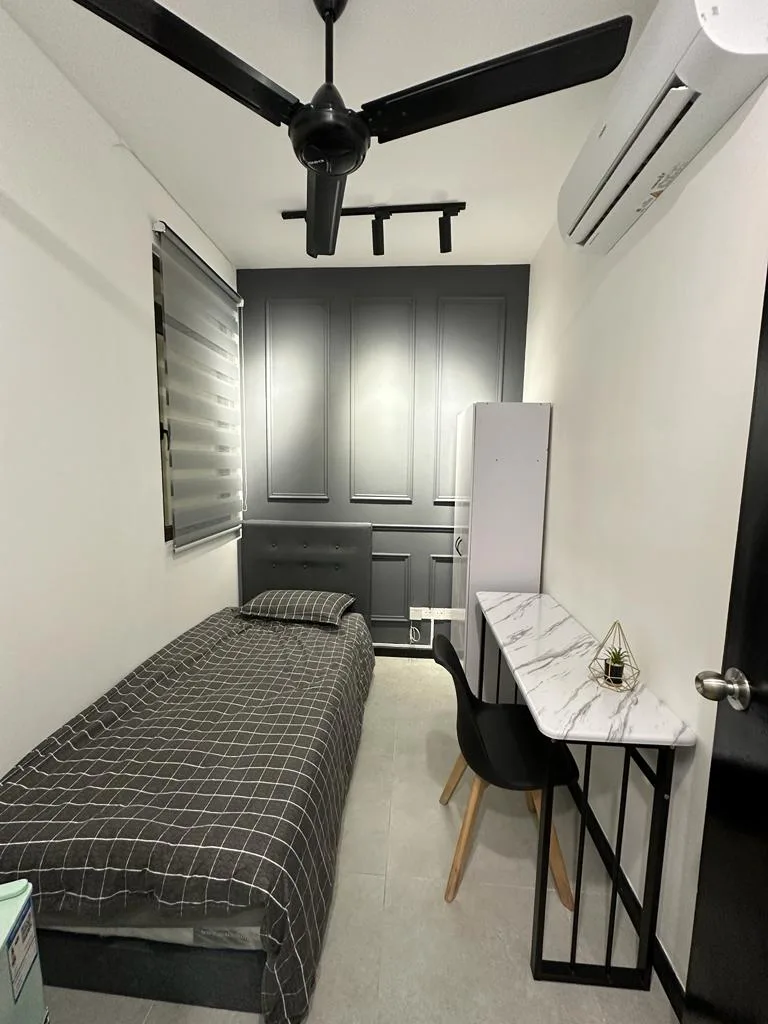 u7405 WhatsApp Image 2023 11 10 at 10.53.40 AM | RoomGrabs