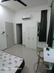 Master Room (Private Bathroom, Electricity, Aircond, Internet, Water Included)