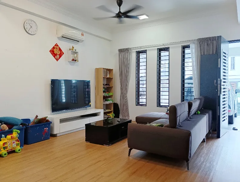 Fully Furnished studio at KSL D'Secret Garden 5 IMG 1017 | RoomGrabs