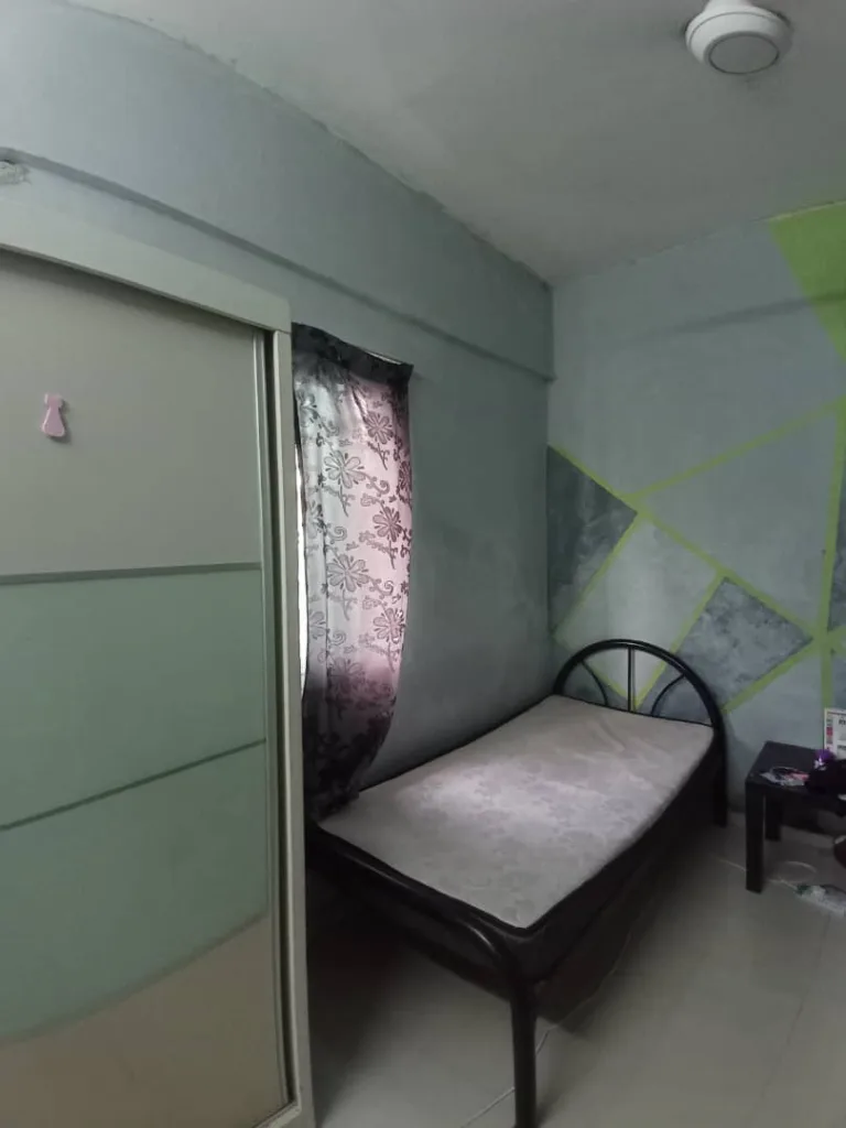 PHOTO 2025 10 01 15 31 40 | RoomGrabs