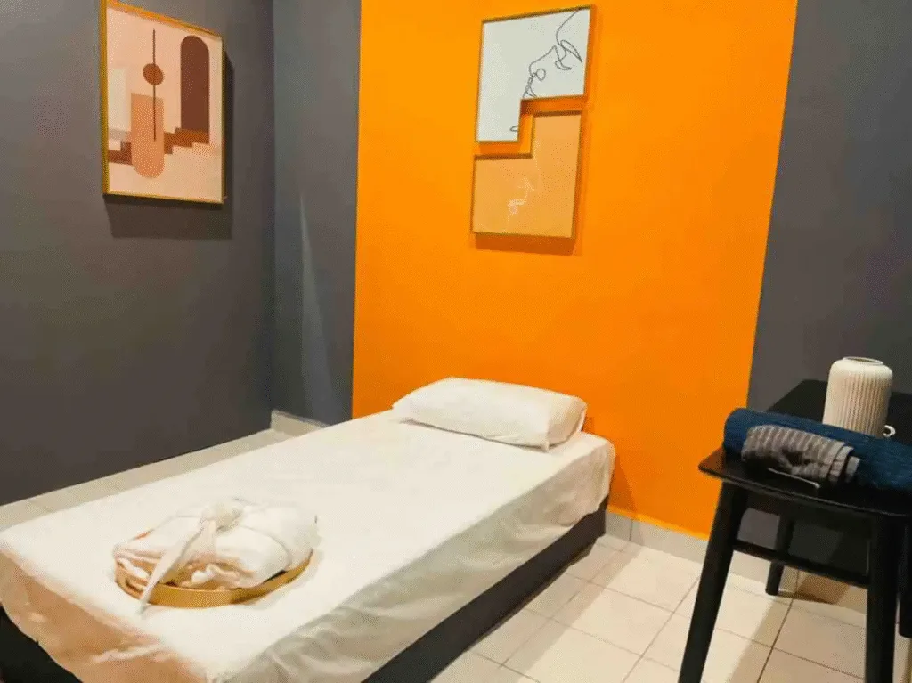 u4774 21 | RoomGrabs