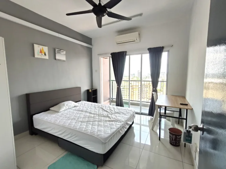 0. SA Posting Balcony | RoomGrabs