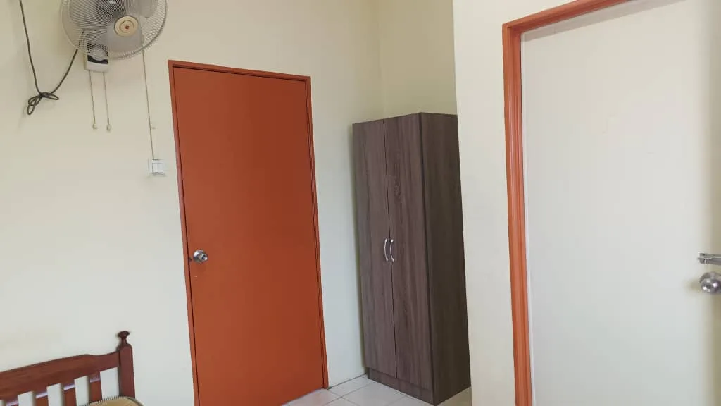 1701230912326 | RoomGrabs