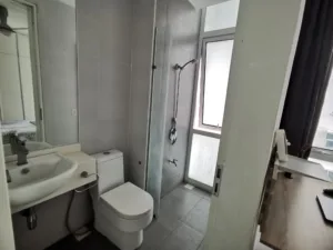 Medium Ensuite Room @Nadayu28 Sunway 5 Medium Ensuite Room @Nadayu28 Sunway