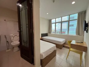 Bilik sewa Kajang master room aircon SK Hotel