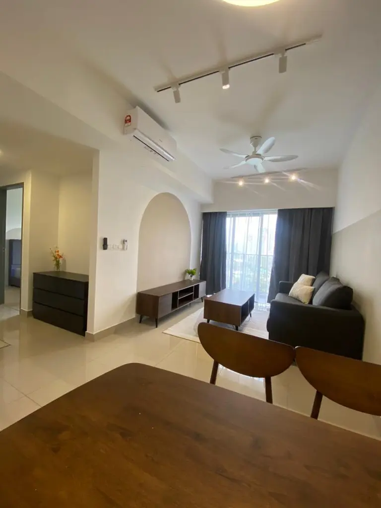 646289FB 58D3 4B96 9A45 6EA79B4E8205 | RoomGrabs