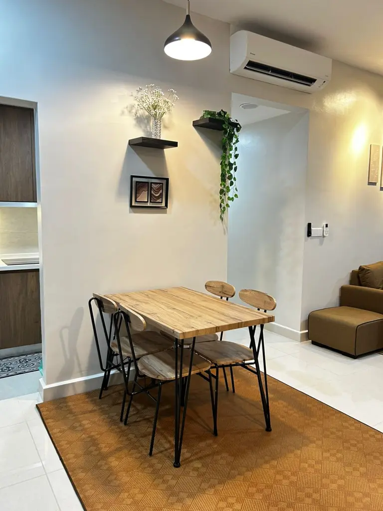 F708FE64 81A3 4630 9400 F7BD55096A44 | RoomGrabs