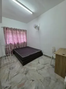 Medium room at Shah Alam