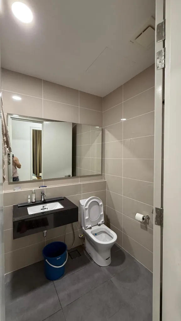 bathroom | RoomGrabs