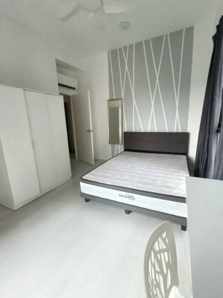 master 1 | RoomGrabs