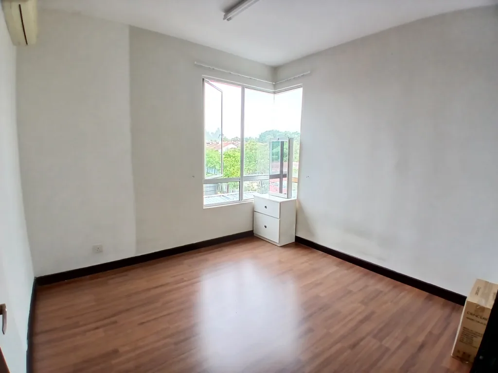 Puchong Utama Zen Residence Room for Rent 13 20240821 102750 | RoomGrabs