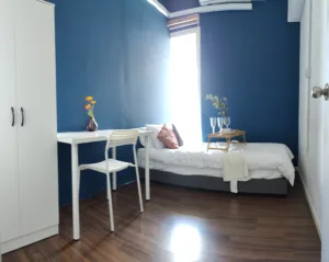 2025 06 23T05 47 25.572Z SmallRoom1 1 | RoomGrabs