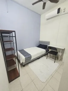 Fully Furnished Small Room @ Palm Spring Condo, Kota Damansara