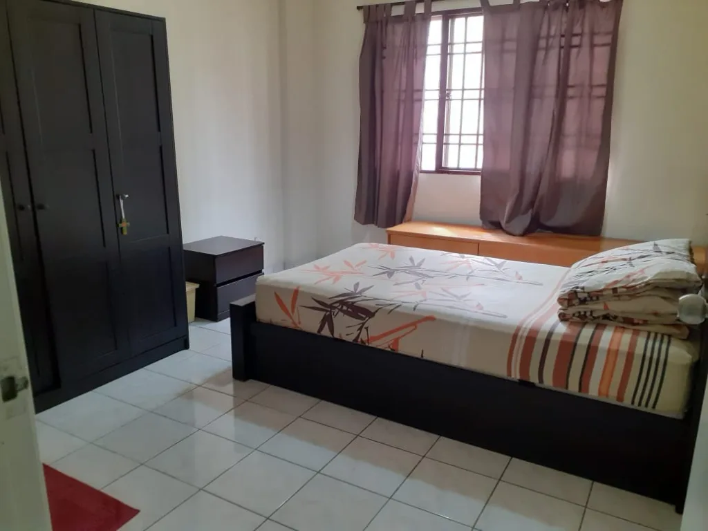 Master Room at Pelangi Damansara Condominium 15 4 2 | RoomGrabs