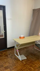 Large Room for Rent @ Bungalow House