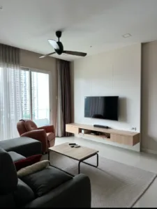 Affordable furnished studio unit in Downtown Condominium
