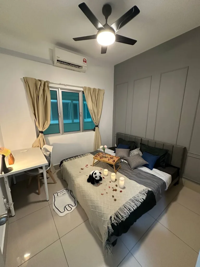 Razaak MR 1 3 | RoomGrabs