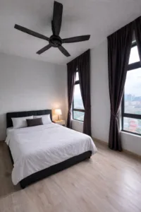 Master Room @Henge Condo – RM950