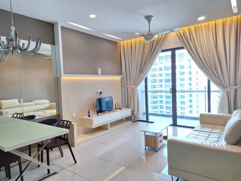 1304FC42 C25F 4BC0 B1E9 35C6B3CD7998 | RoomGrabs