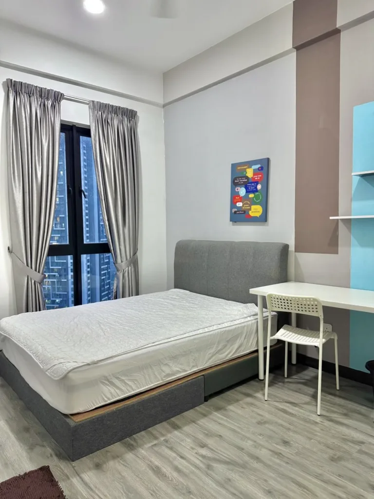 B1 22 01 M1 01 | RoomGrabs