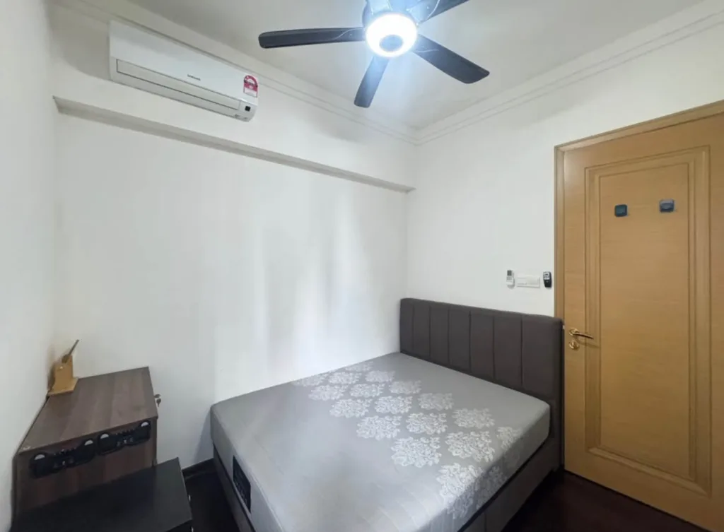 Studio Bedroom With Private Bath for rent@ KL Gateway Residence 10 IMG 1055 | RoomGrabs