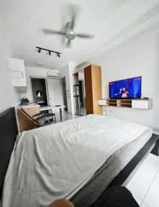 Furnished Studio Bedroom For Rent at Aera Service Residency Apartment