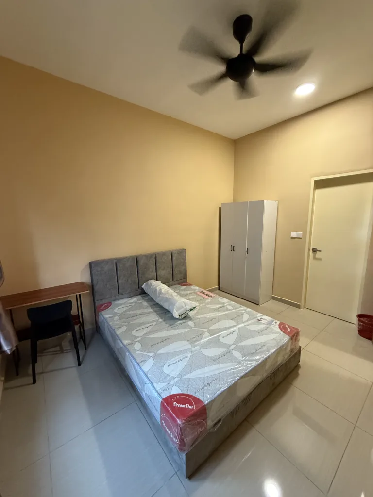 Master Room Rent @ Mesahill Nilai 3 IMG 3811 | RoomGrabs