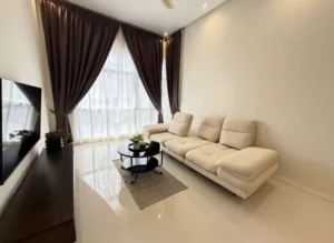 Residental apartment in Villa Scott Condominium