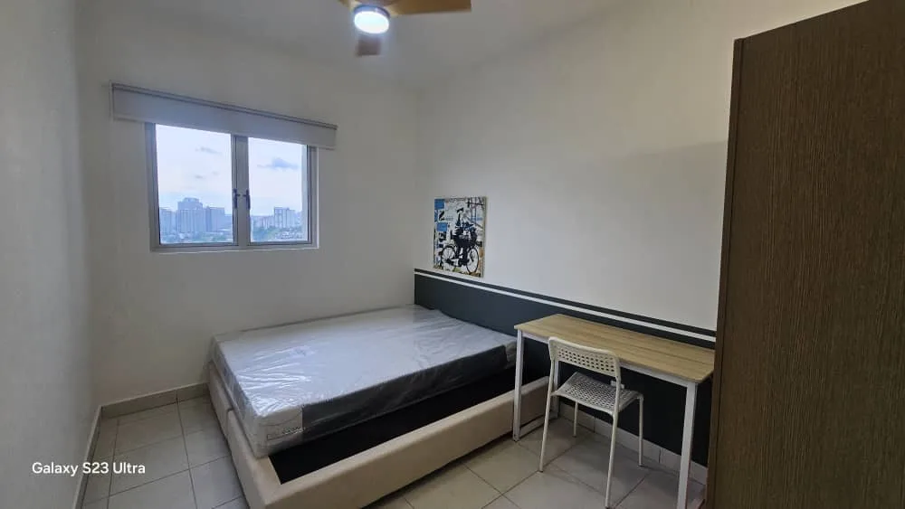 Medium Room 📍Residensi Riamas, Fully Furnished 14 Medium 3 2 | RoomGrabs