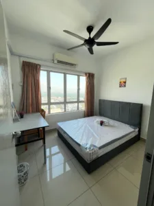 MEDIUM ROOM CASA RESIDENSI, KOTA DAMANSARA
