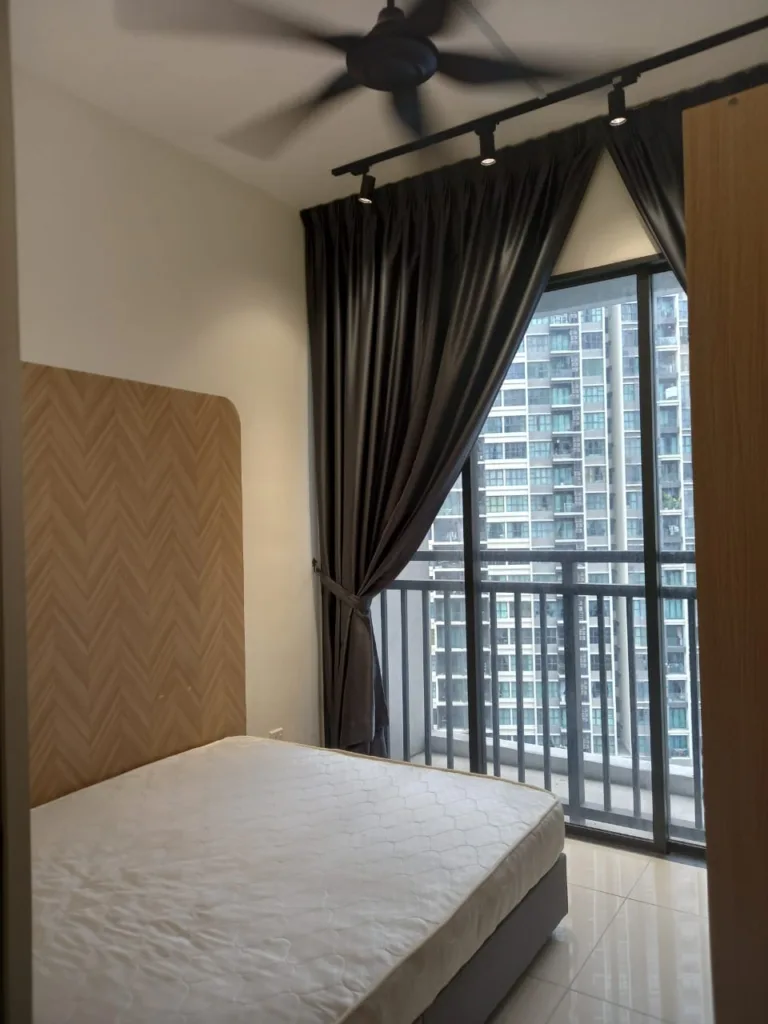 WhatsApp Image 2026 02 10 at 00.04.19 | RoomGrabs