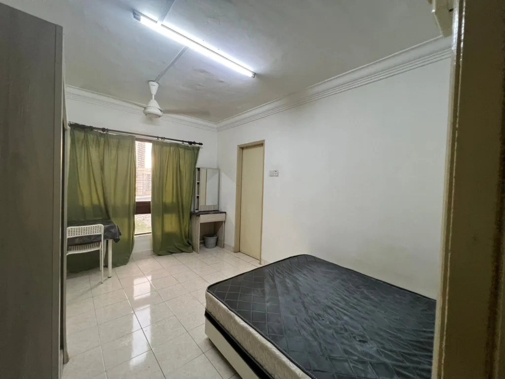 1000193362 | RoomGrabs