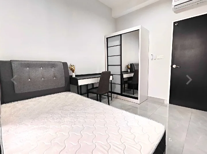 116725 1 | RoomGrabs